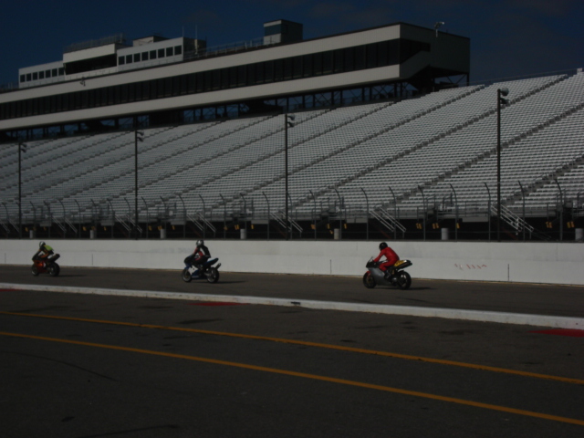 gal/2007 Loudon Track Day/pictures_056.jpg